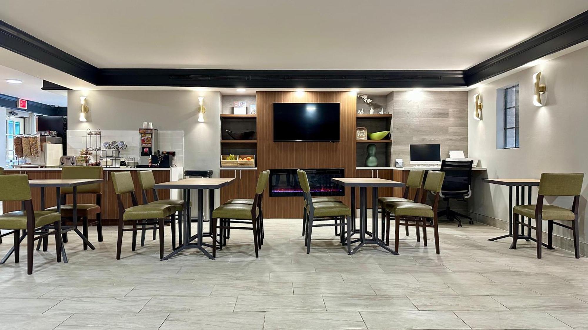 La Quinta Inn By Wyndham Huntsville Research Park Exterior foto